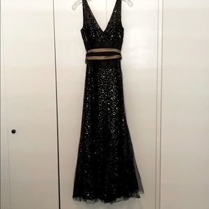 Terri Jon Black Tulle and Gold Sequin Evening Gown